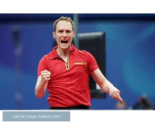 亚历克斯·格里马尔多迎来不断上升的表现，逐渐成为赛场明星