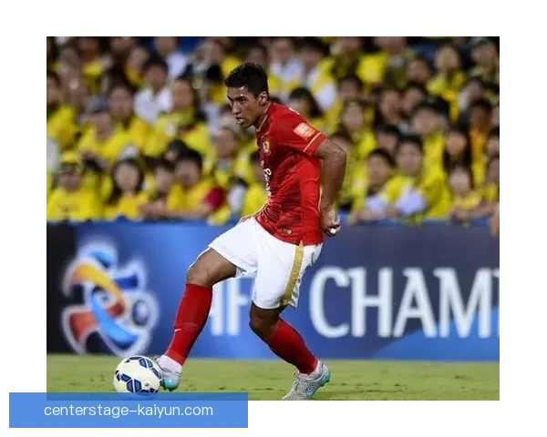 保利尼奥中场风格受到赞誉，展现出令人关注的表现与竞争力增强趋势。